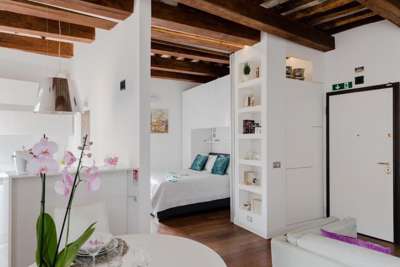 Nostromondo Ciancaleoni Palace Apartment Rom